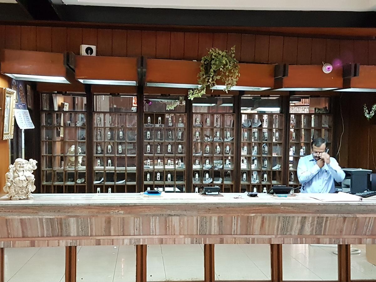 Hotel Siddhartha ハイデラバード エクステリア 写真